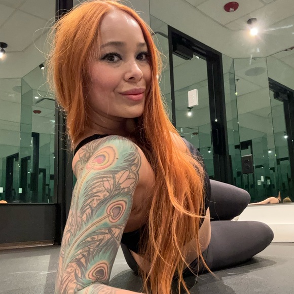 Meet your Posher, Rosanna - Picture 1 of 1